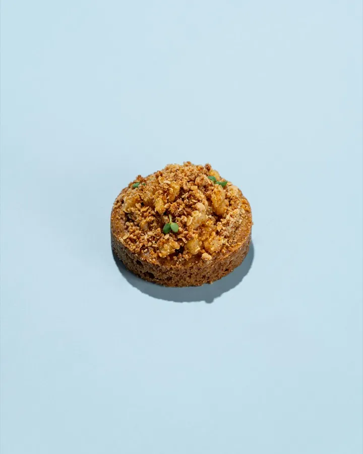 Homecoming cookie: apple compote, salted caramel, cinnamon oat streusel, fresh apple